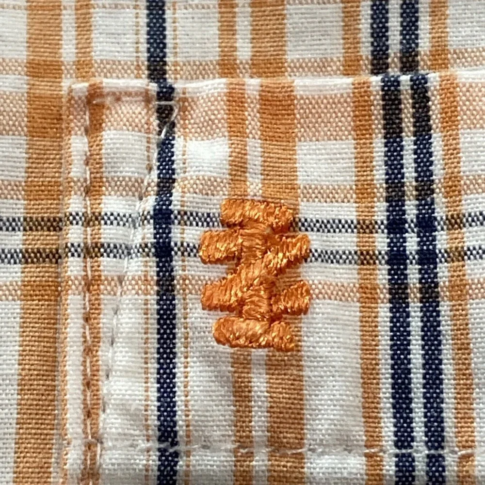 IZOD Short Sleeve Button-Down Shirt‎ Mens Size M Plaid Orange Navy White Logo